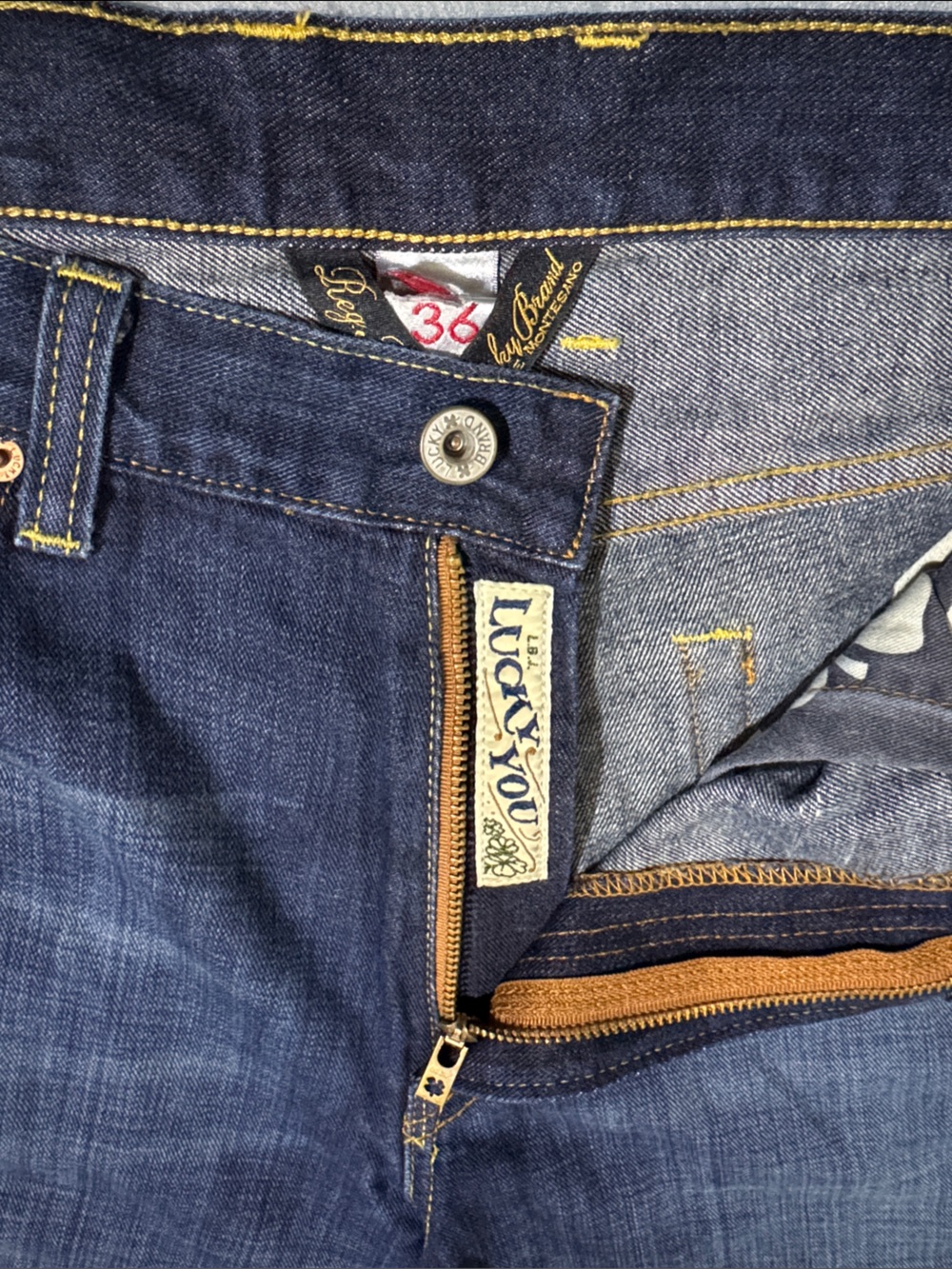 Lucky Brand Gene Montesano Vintage Regular Blue Jeans Size 36 - Picture 2 of 10